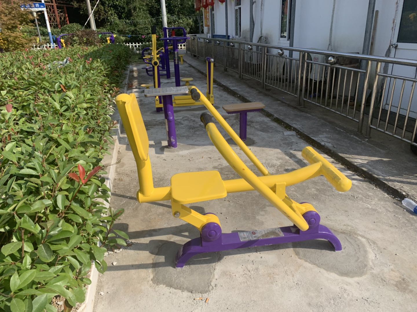 自重式平推訓練器 自重式平推訓練器