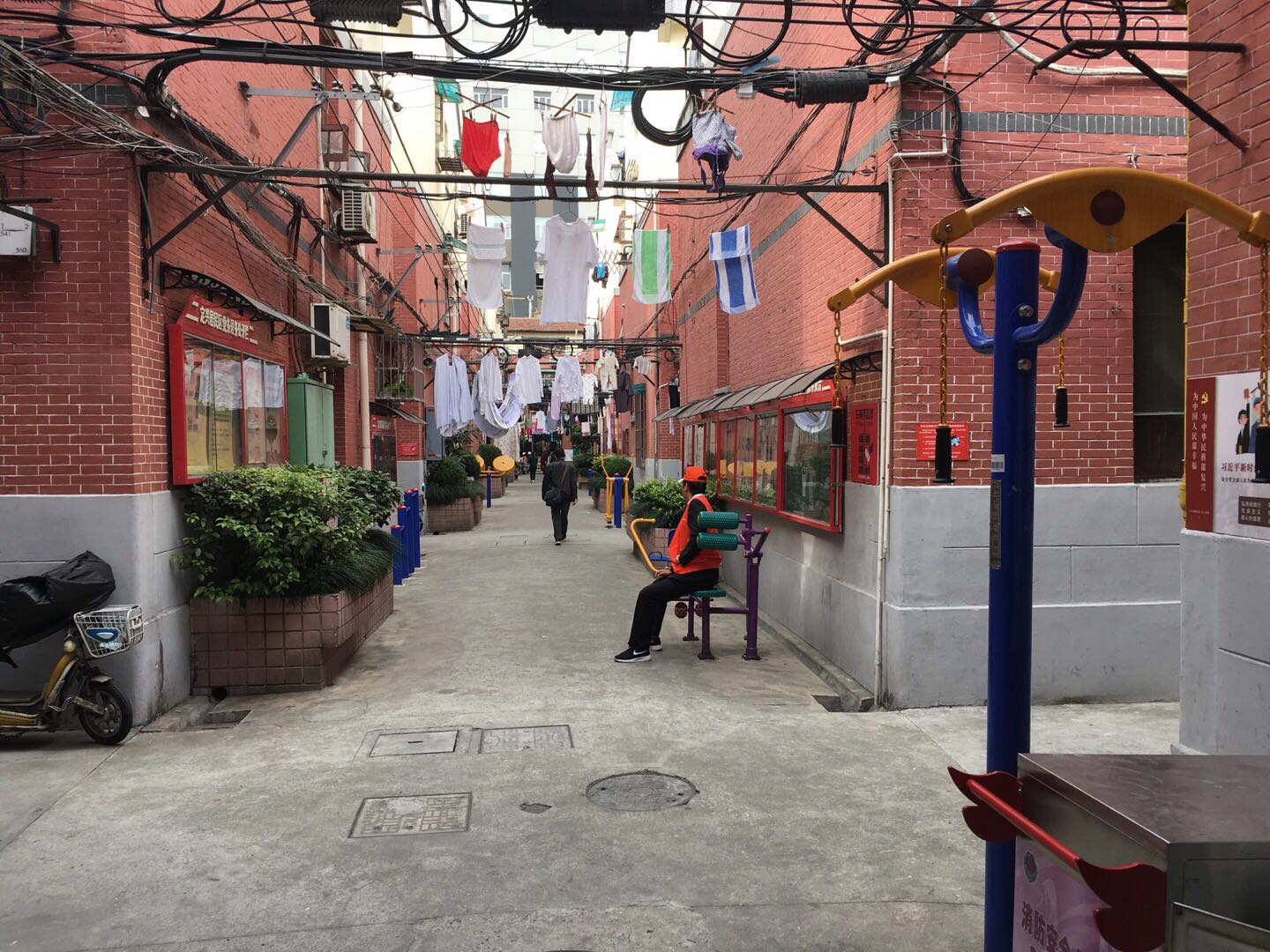 定興居委健身點