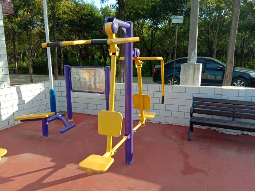 坐推坐拉器 坐推坐拉器