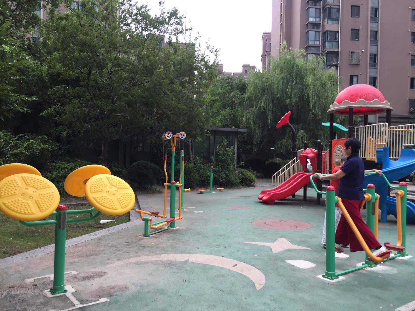 金色西郊城三期健身點(diǎn) 金色西郊城三期健身點(diǎn)