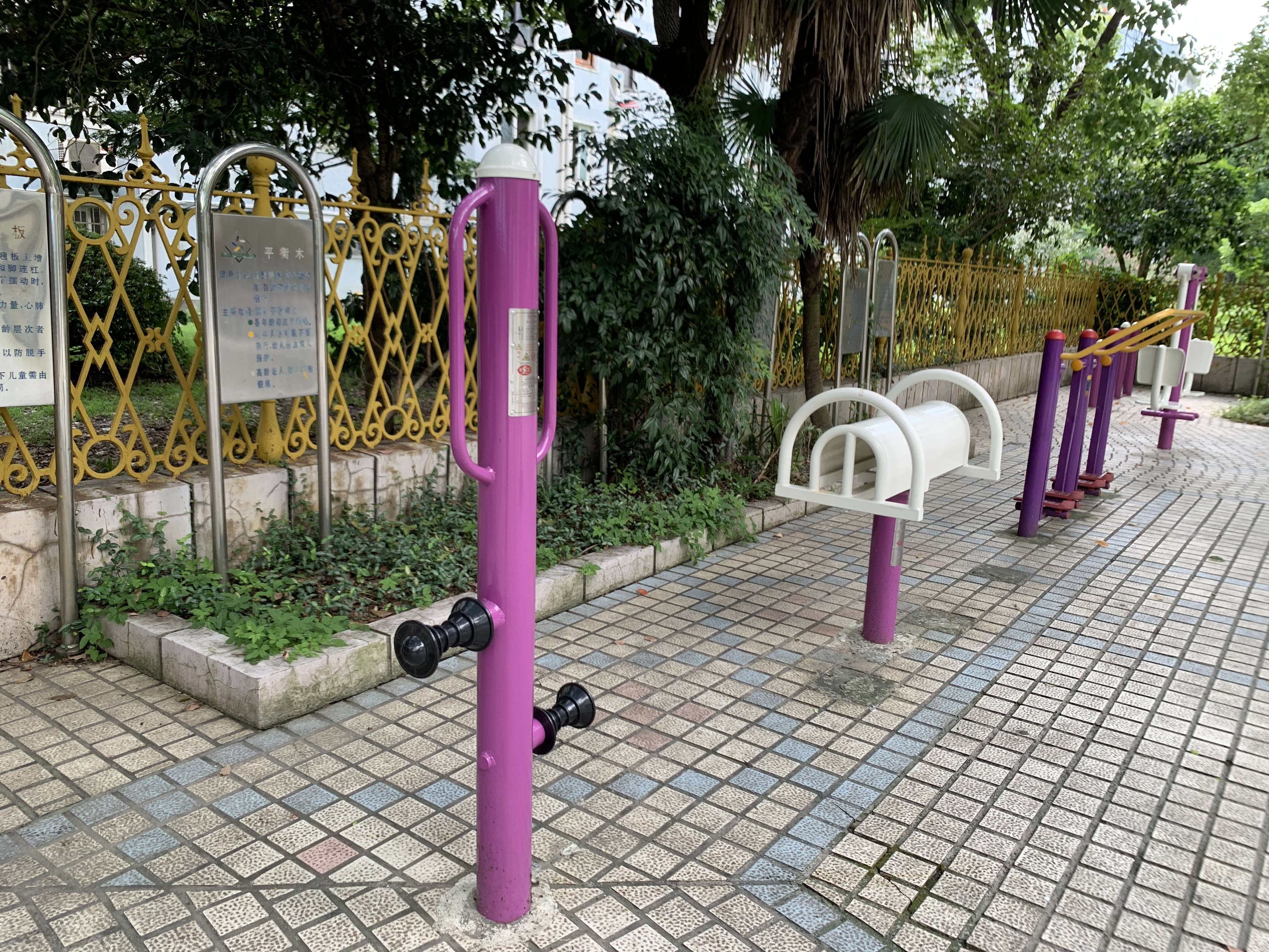 按摩器(腿部) 按摩器(腿部)