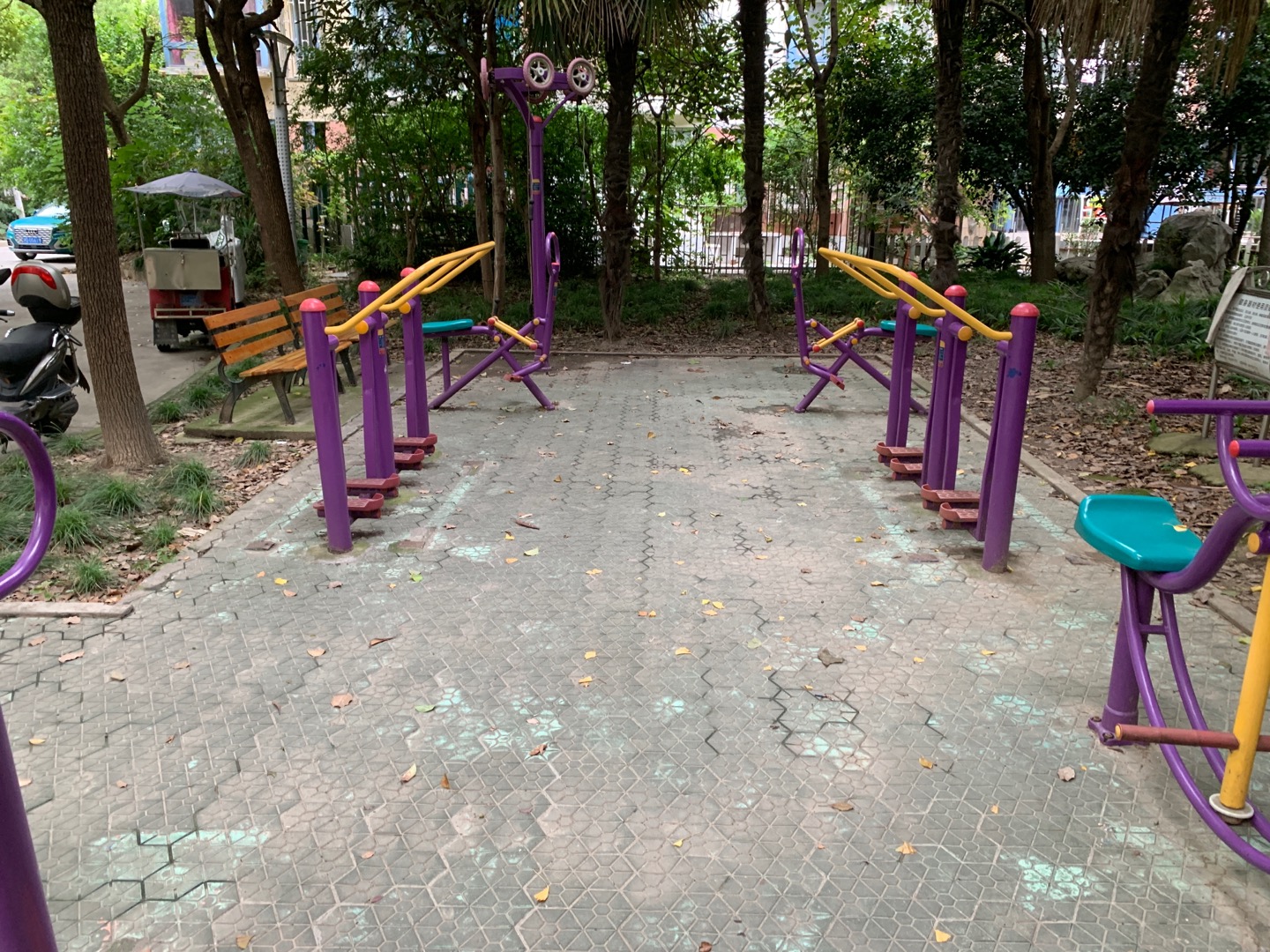 嘉駿花園居委健身點