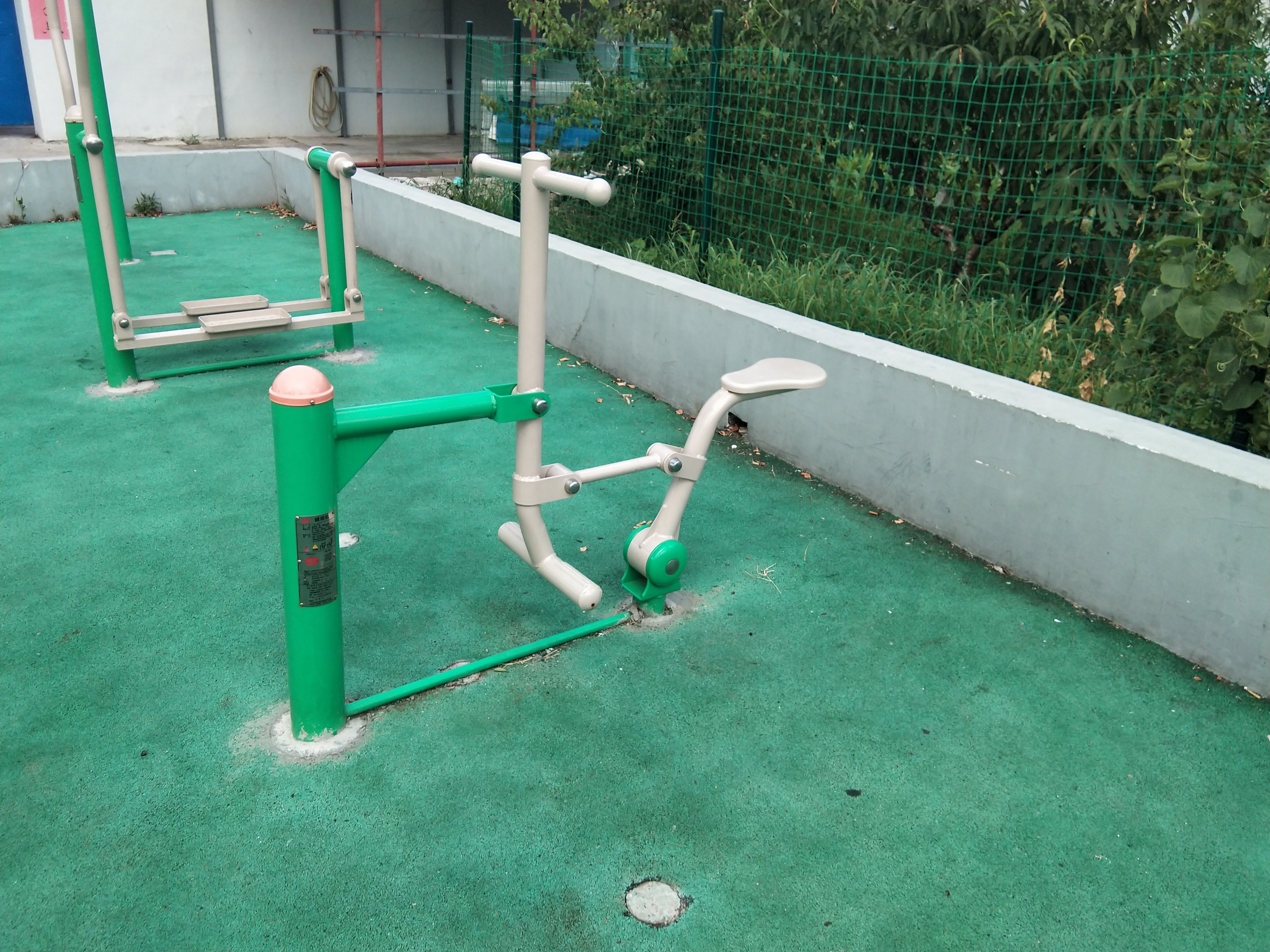 健騎機(jī) 健騎機(jī)