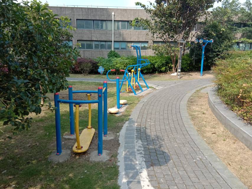 珠江假日廣場健身點