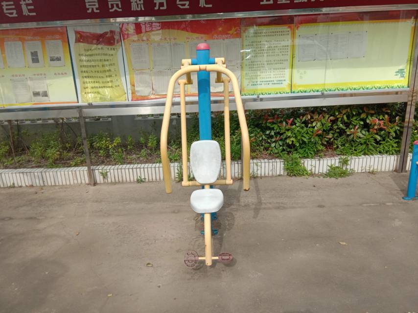 自重推胸器 自重推胸器