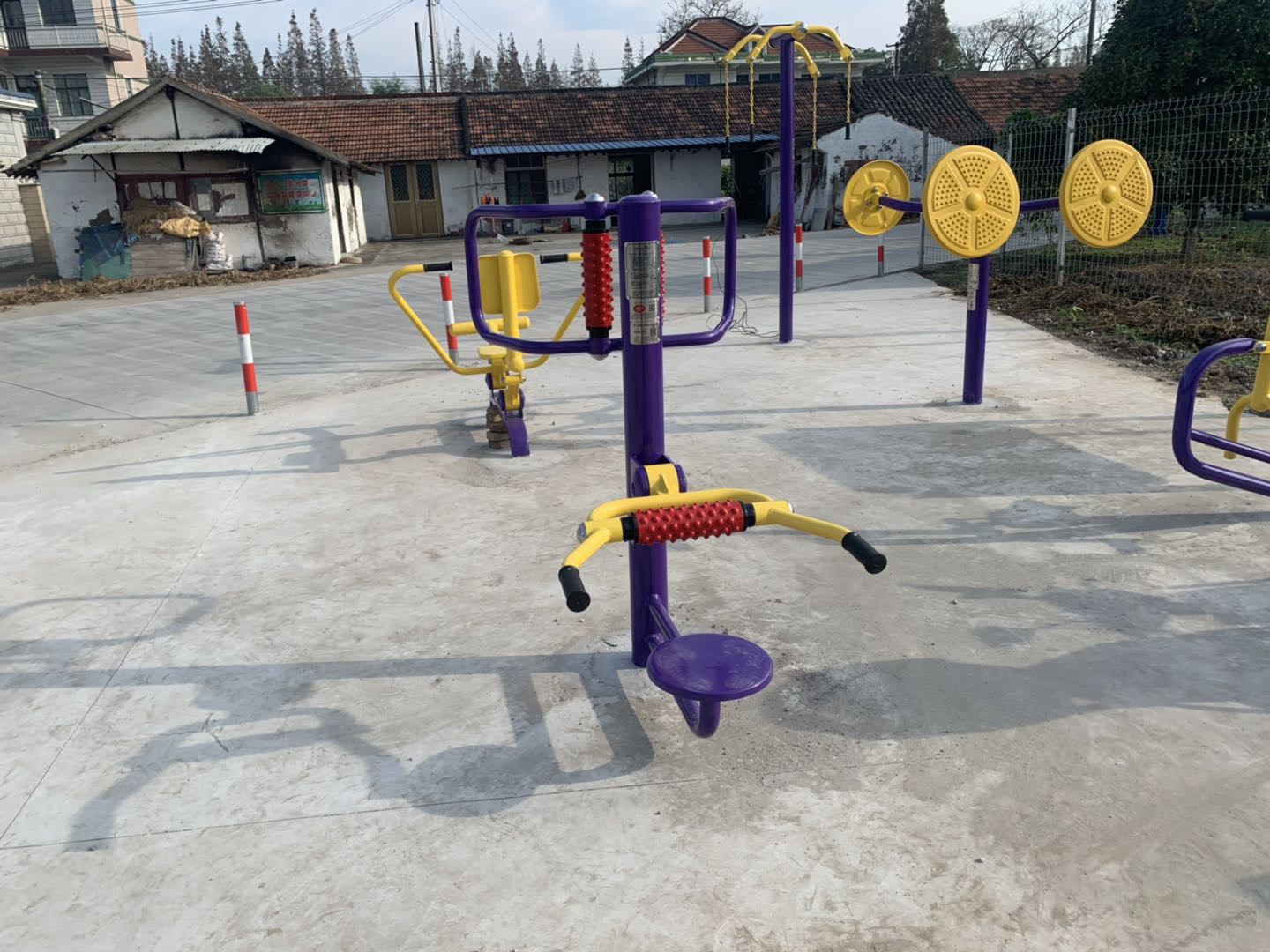 腰背按摩器 腰背按摩器