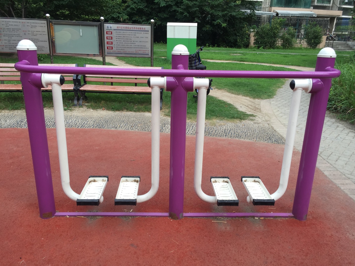 雙位漫步機(jī) 雙位漫步機(jī)