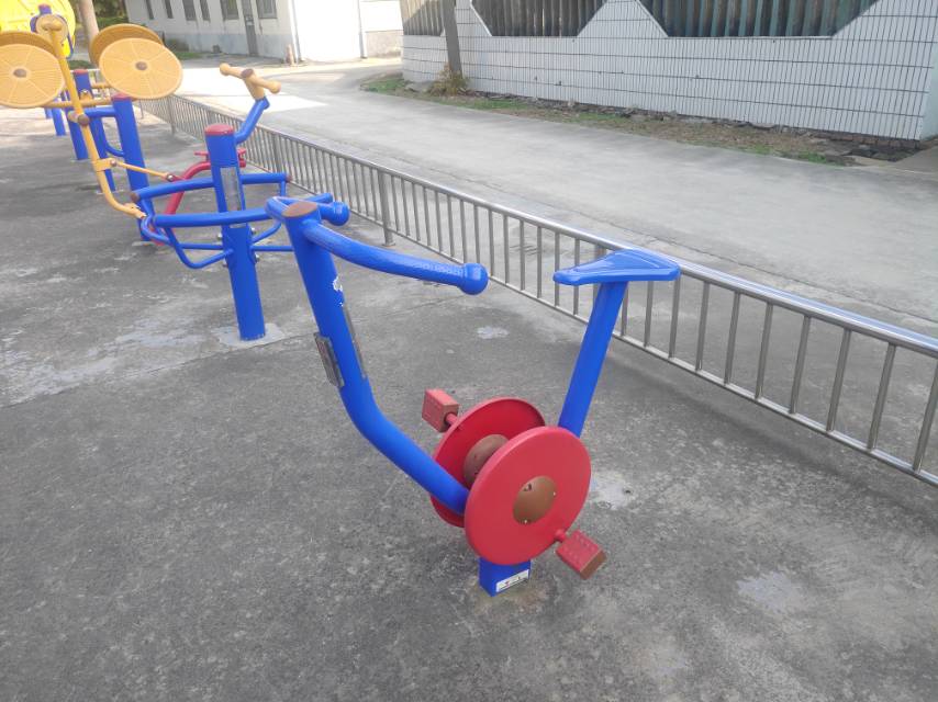 直立健身車 直立健身車