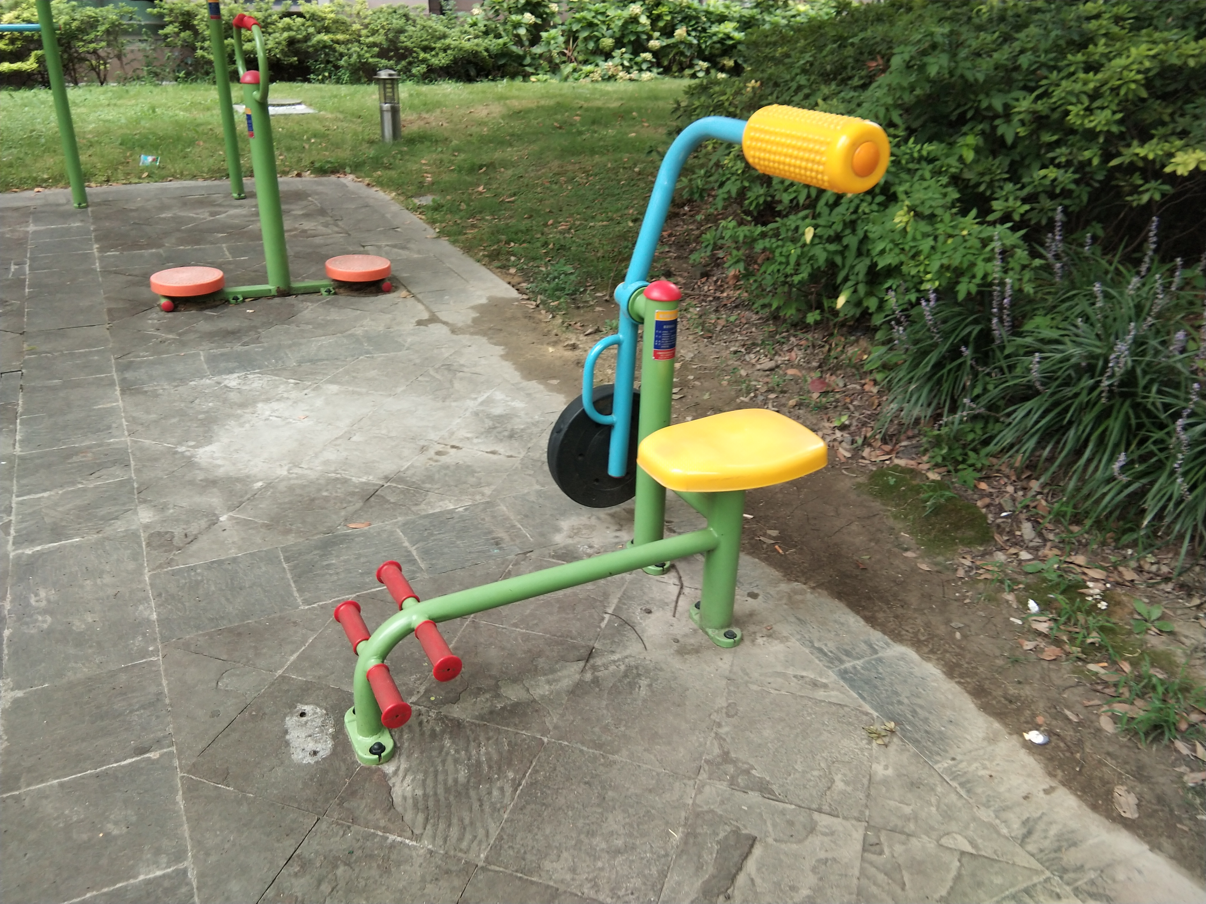 腹背鍛煉器 腹背鍛煉器