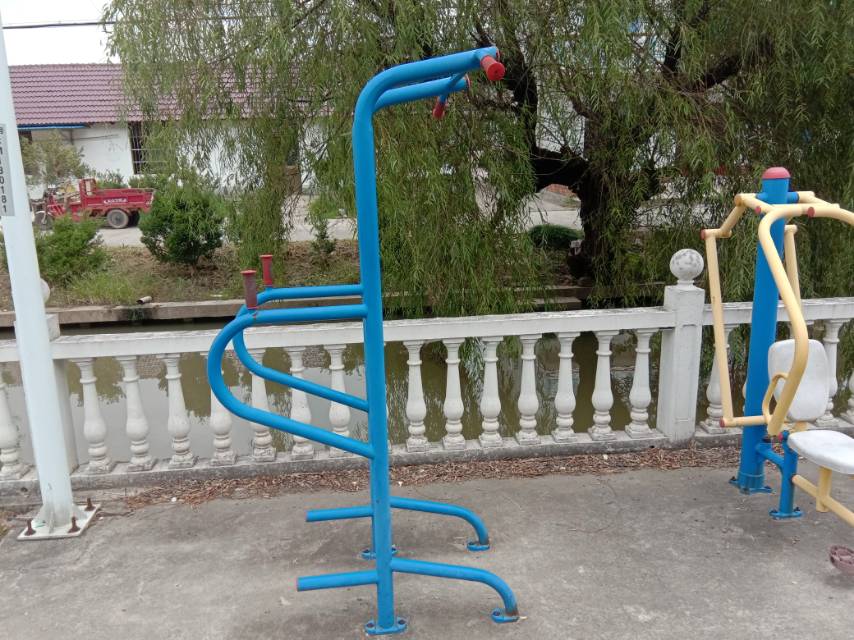 多功能訓(xùn)練器 多功能訓(xùn)練器