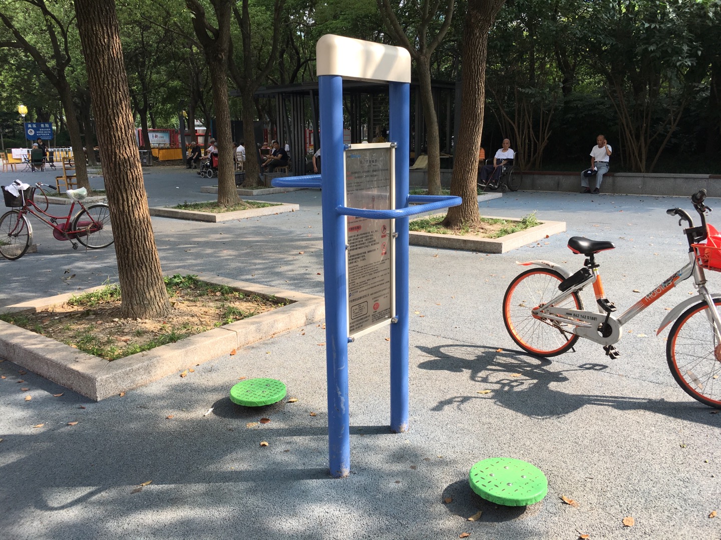 雙立柱扭腰器 雙立柱扭腰器