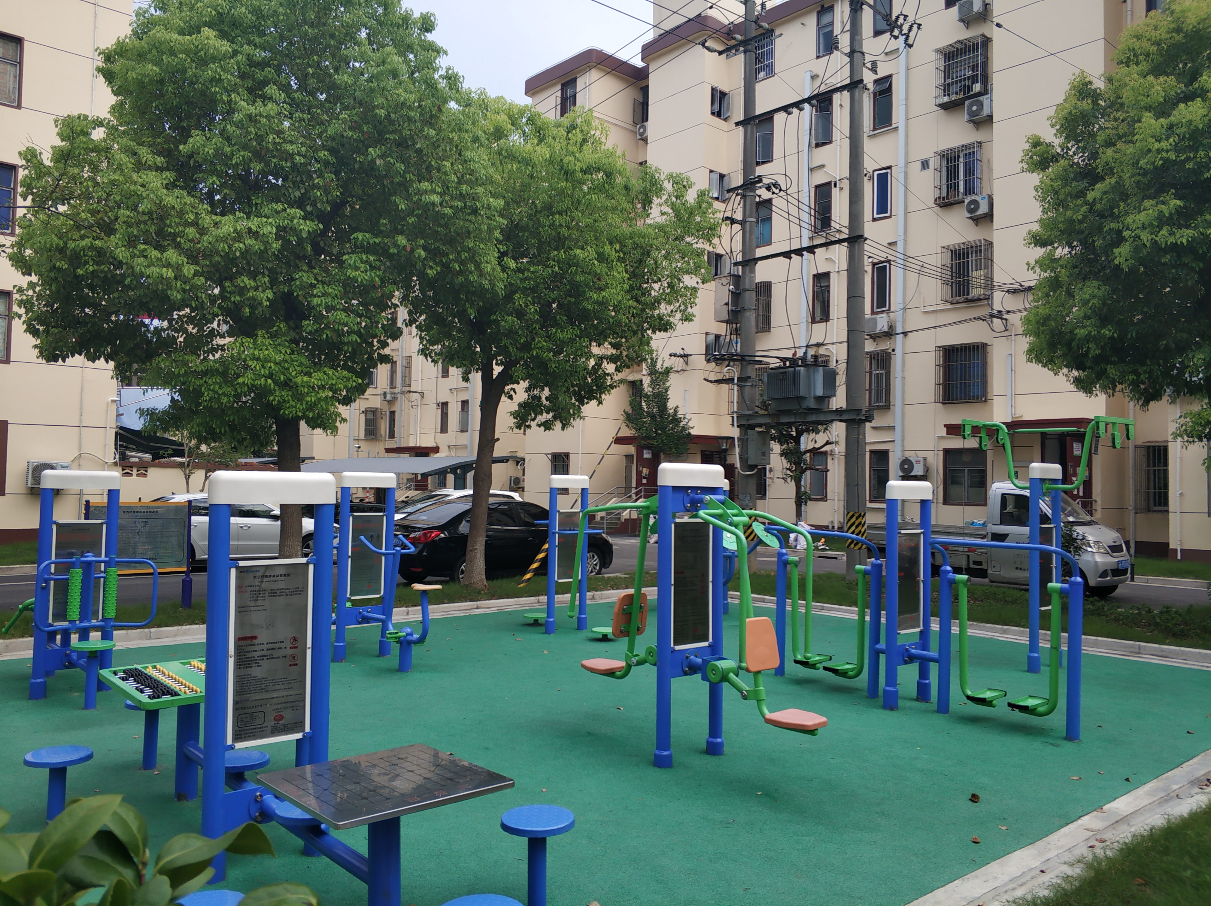 東方社區(qū)建身點4