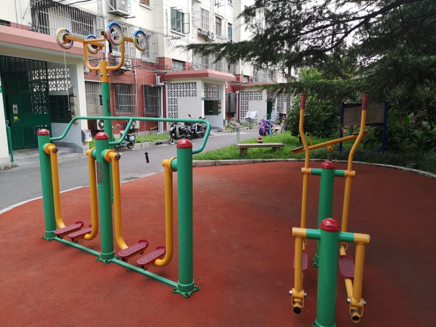 航華四村一居委健身苑點(diǎn)C