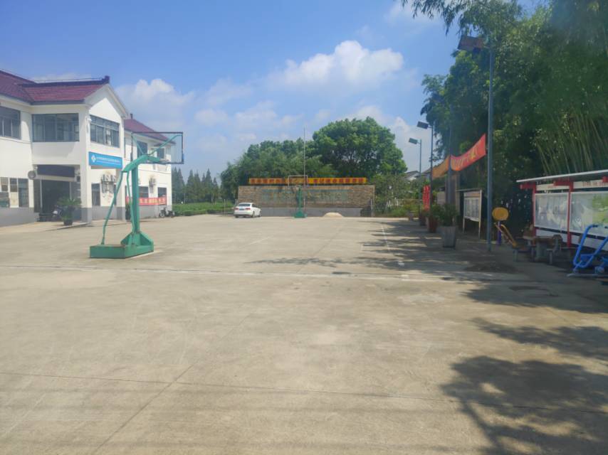 龔都村籃球場(chǎng)