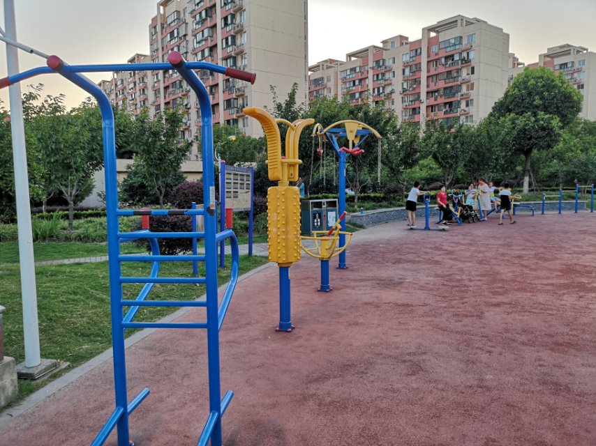 雙柏路綠地健身點A點 雙柏路綠地健身點A點