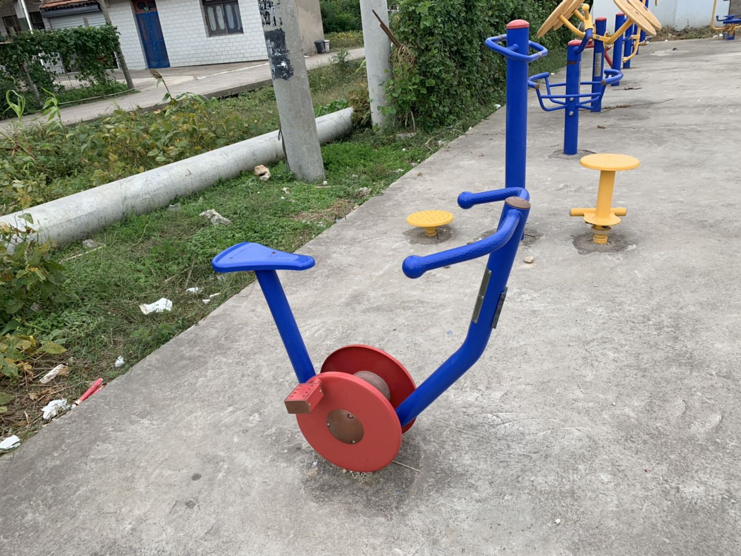 直立健身車 直立健身車