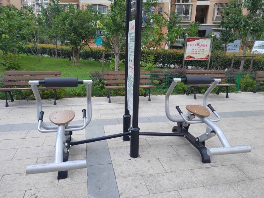 自重式背部訓(xùn)練器 自重式背部訓(xùn)練器