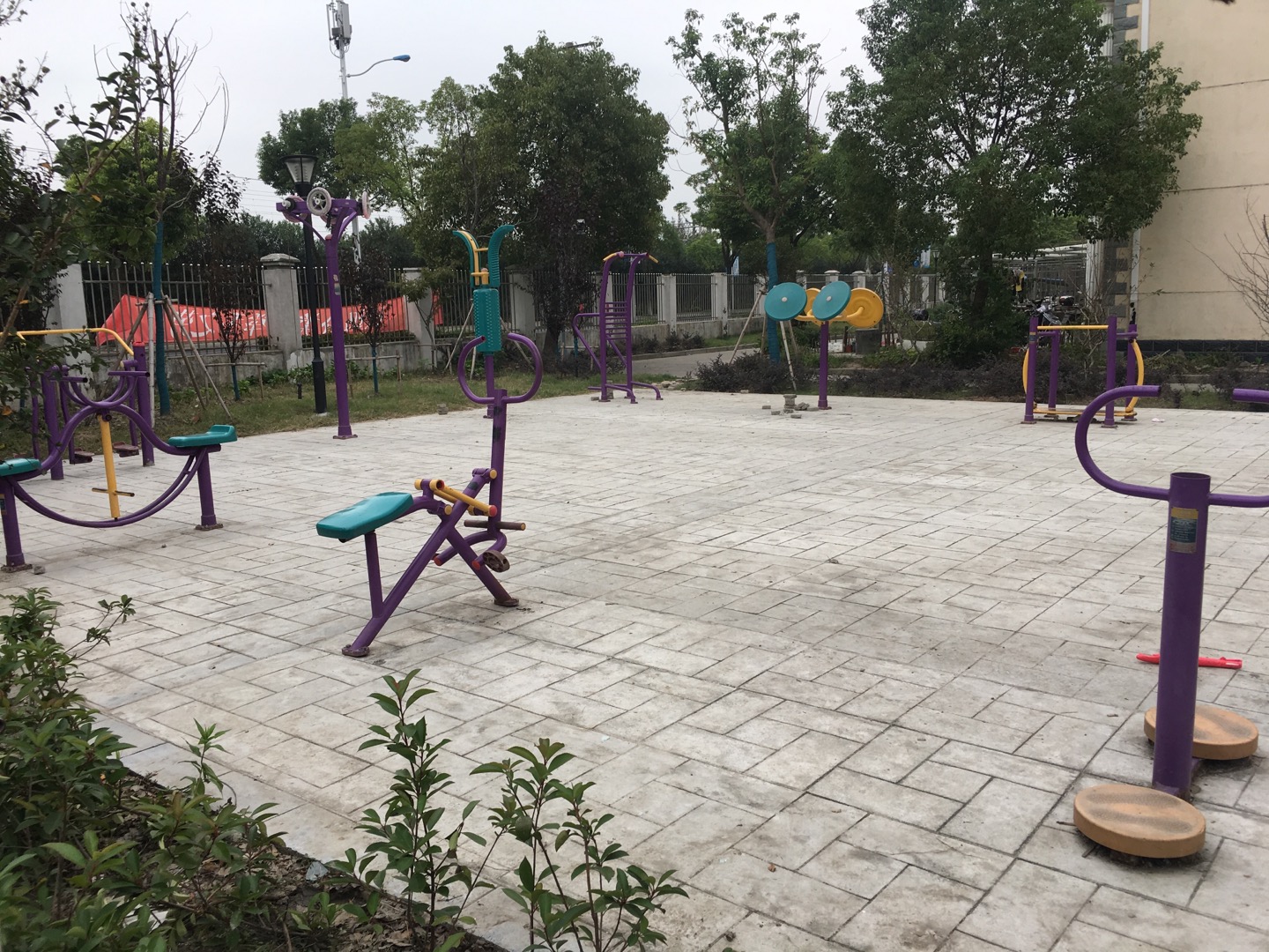 華興小區(qū)二期健身點