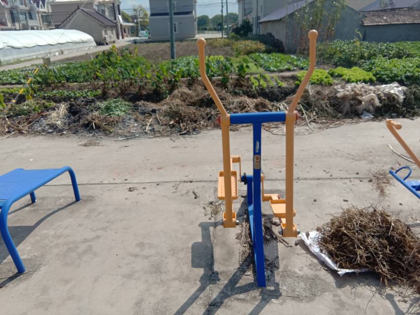 室外橢圓機(jī) 室外橢圓機(jī)