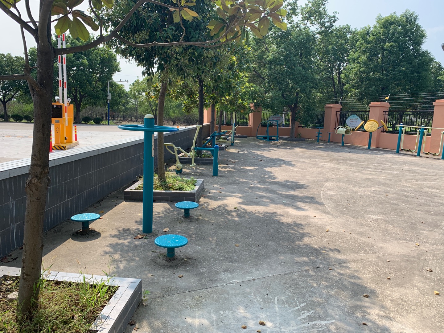 東平鎮(zhèn)瀛都小區(qū)健身點