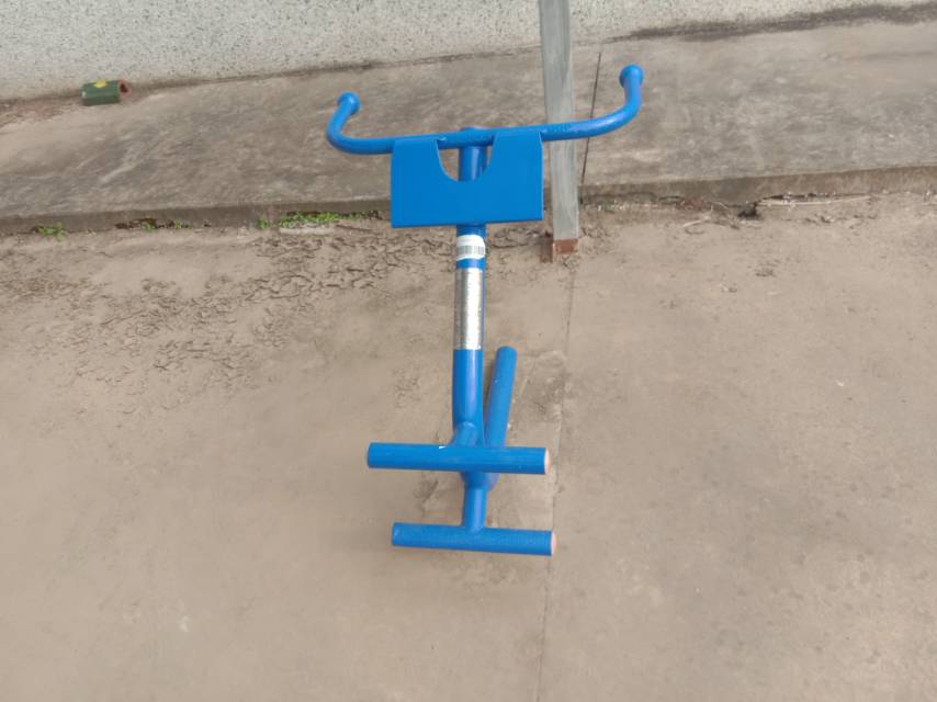 背肌訓(xùn)練器 背肌訓(xùn)練器