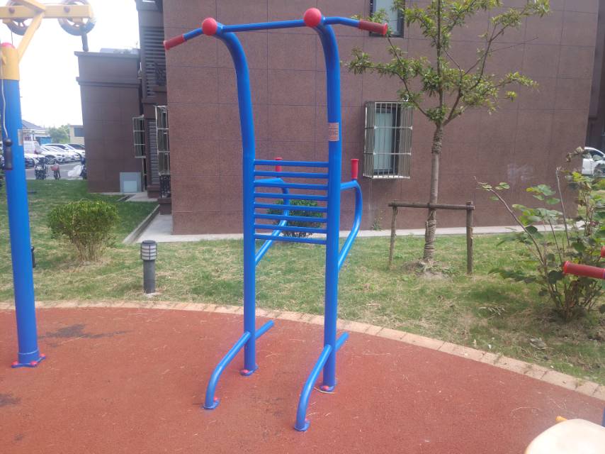 多功能訓(xùn)練器 多功能訓(xùn)練器