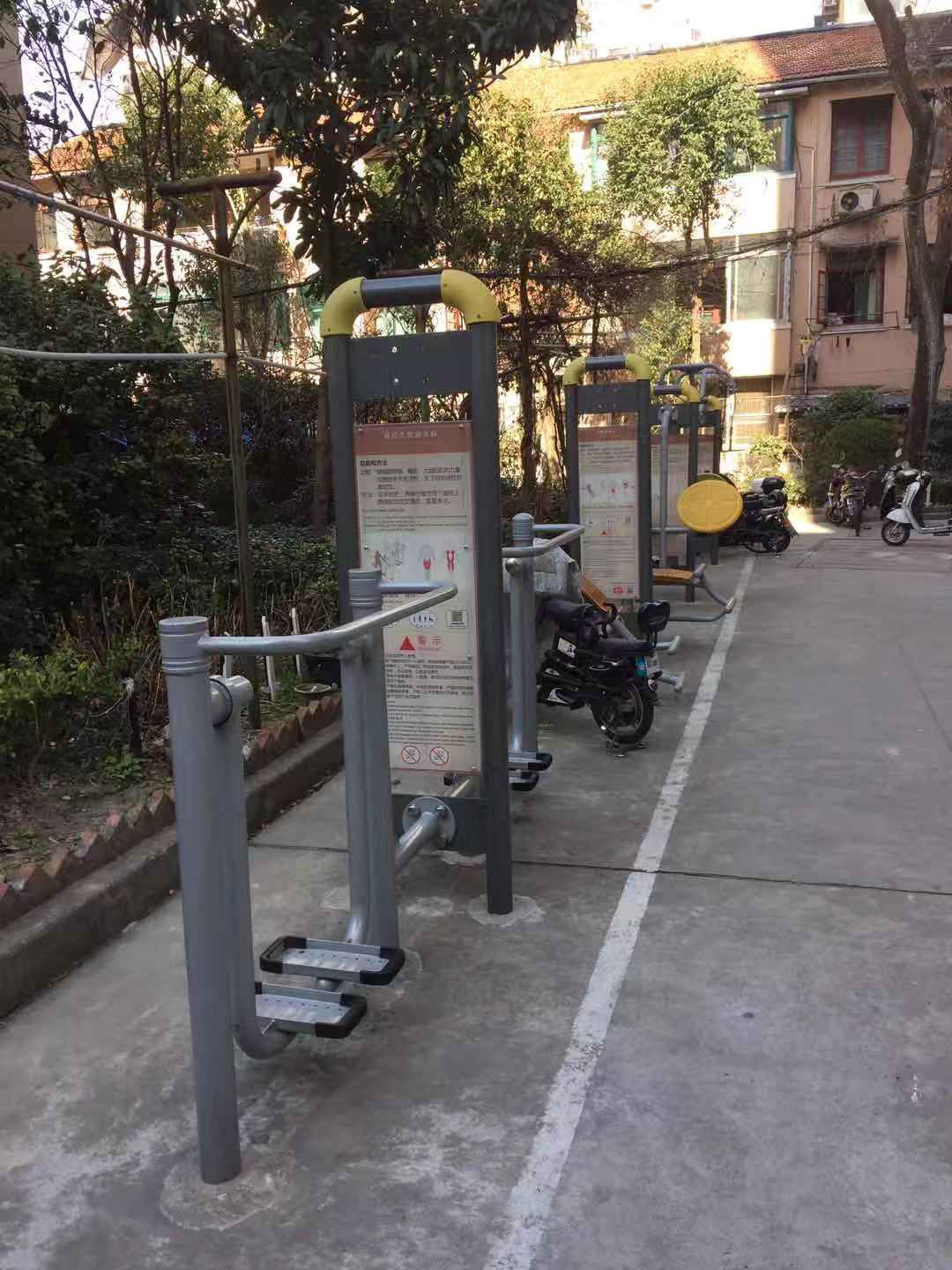 醫(yī)清小區(qū)市民健身點(diǎn)(三) 醫(yī)清小區(qū)市民健身點(diǎn)(三)