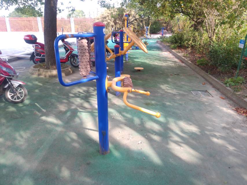 腰背按摩器 腰背按摩器