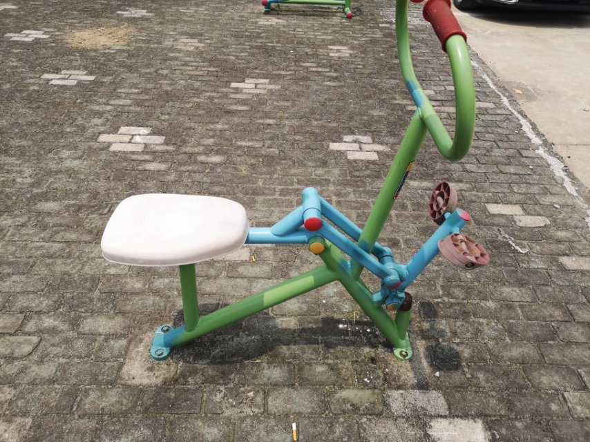 腰力鍛煉器 腰力鍛煉器