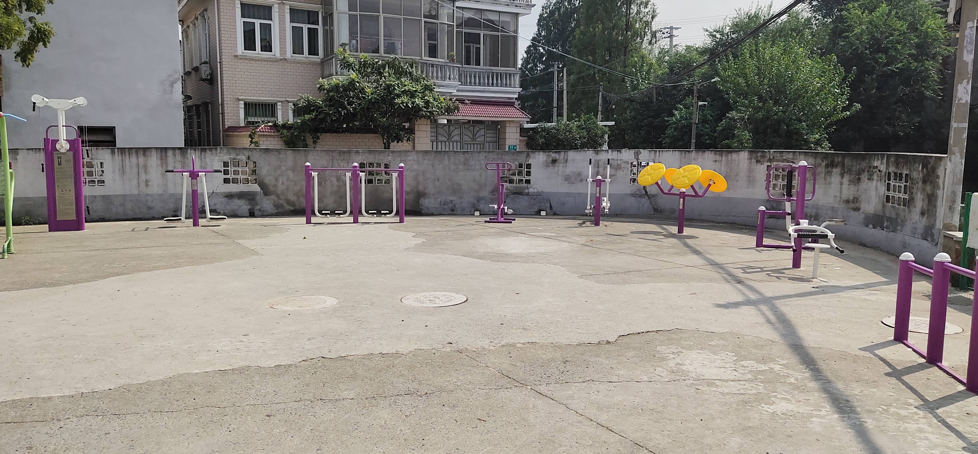 紀(jì)東村李家健身點(diǎn)