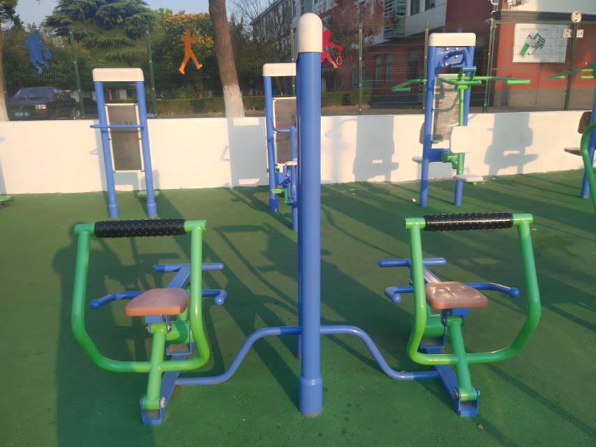 雙立柱背部訓(xùn)練器