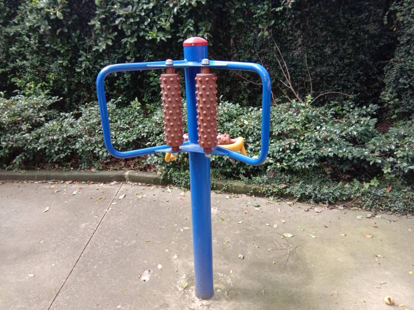 腰背按摩器 腰背按摩器