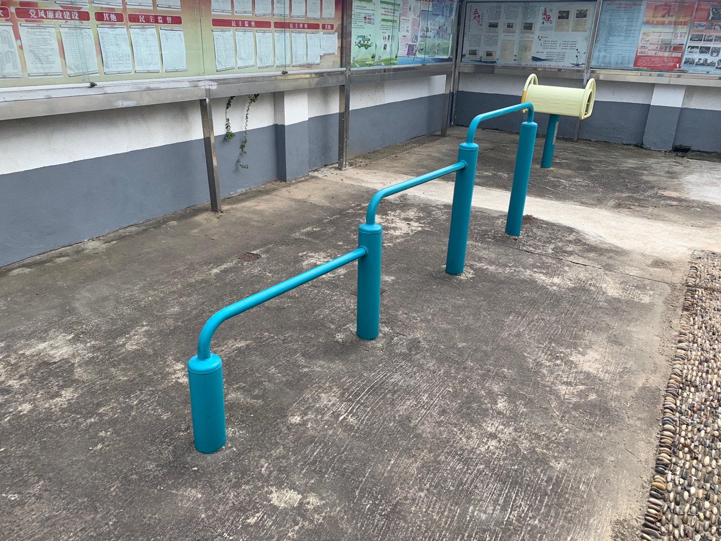 彈震壓腿器 彈震壓腿器