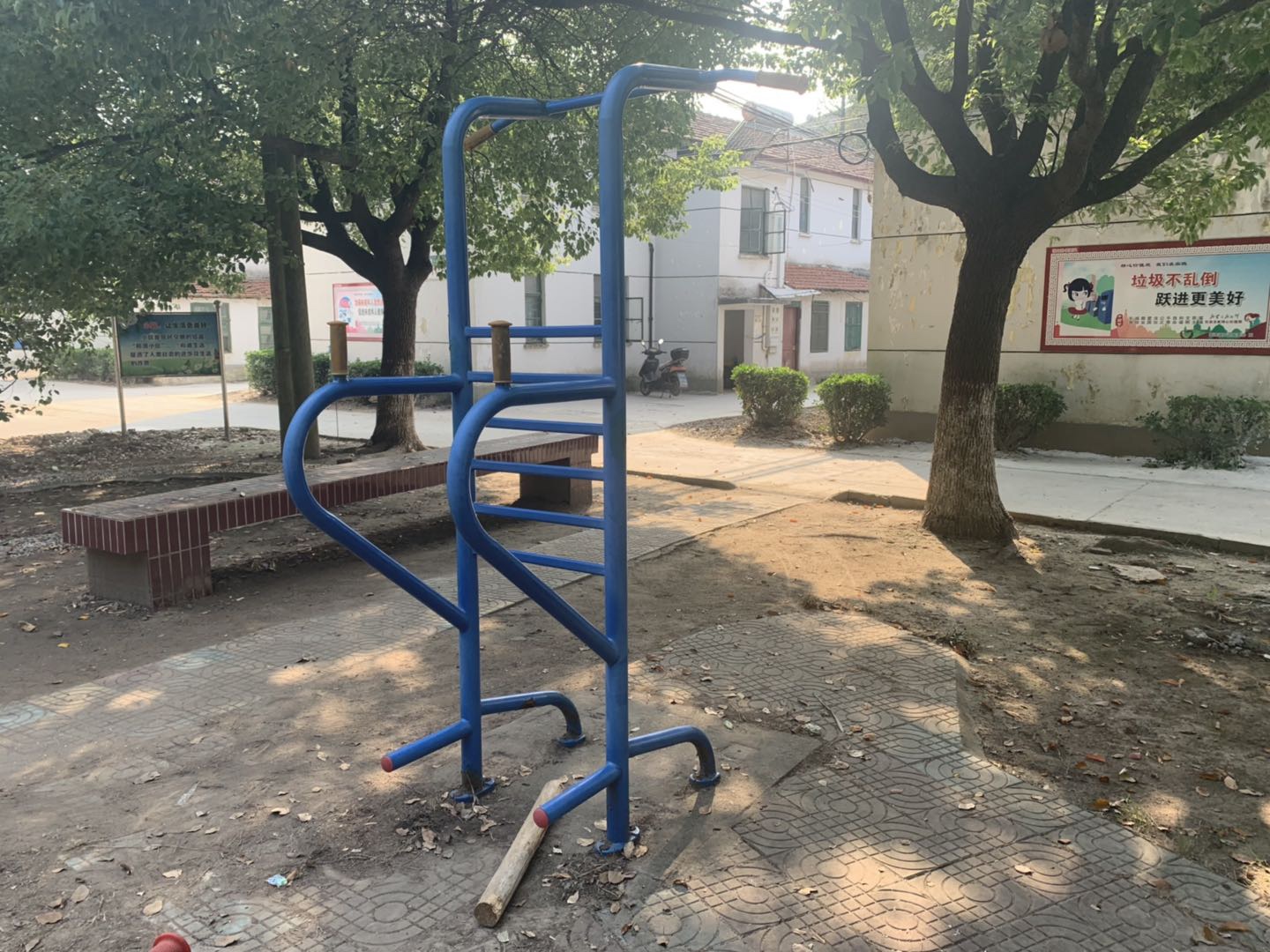 多功能訓(xùn)練器 多功能訓(xùn)練器