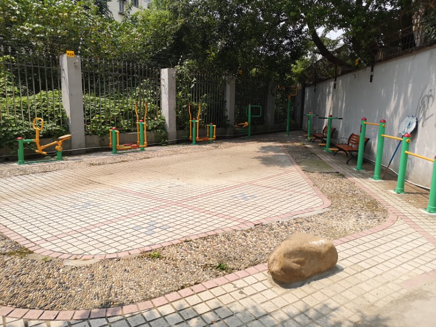 茸星大江苑健身點