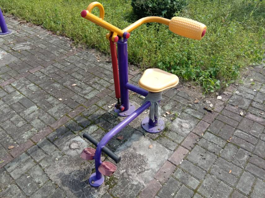 腹背訓(xùn)練器 腹背訓(xùn)練器