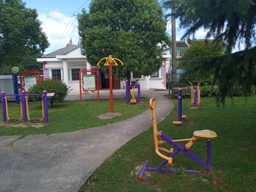 八字村市民益智健身點