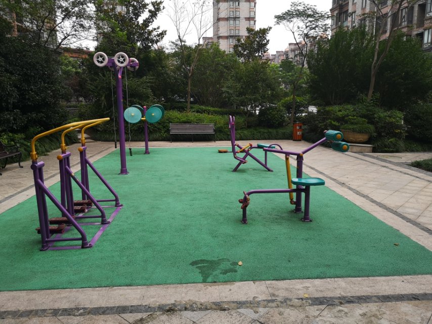 金海街道恒盛湖畔豪庭262弄健身點(diǎn) 金海街道恒盛湖畔豪庭262弄健身點(diǎn)