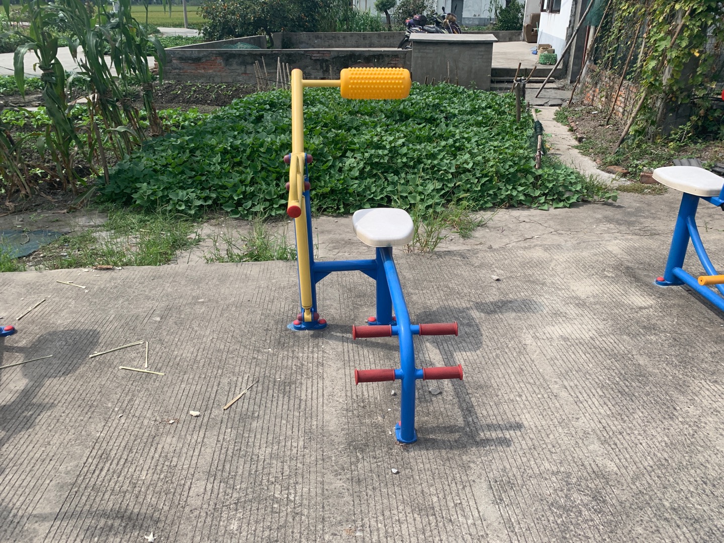 腹背鍛煉器 腹背鍛煉器