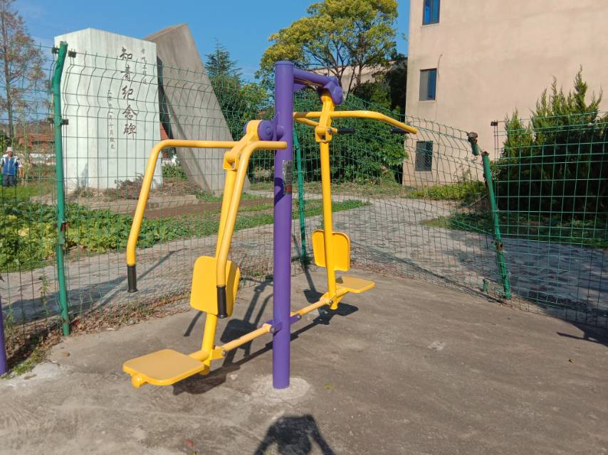 坐推坐拉器 坐推坐拉器