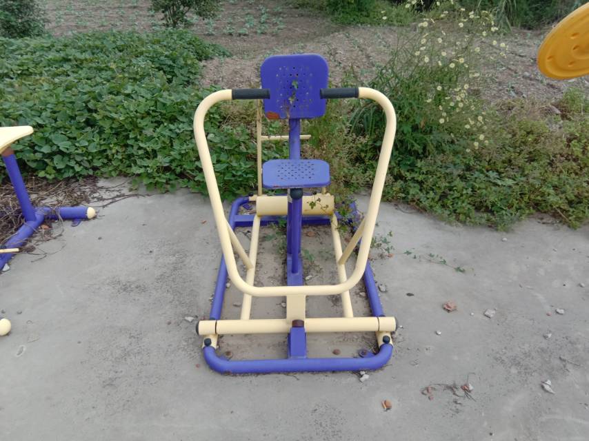 前推訓練器 前推訓練器