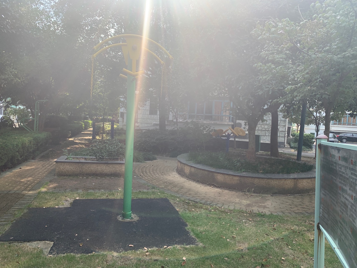 檀香花苑健身點1