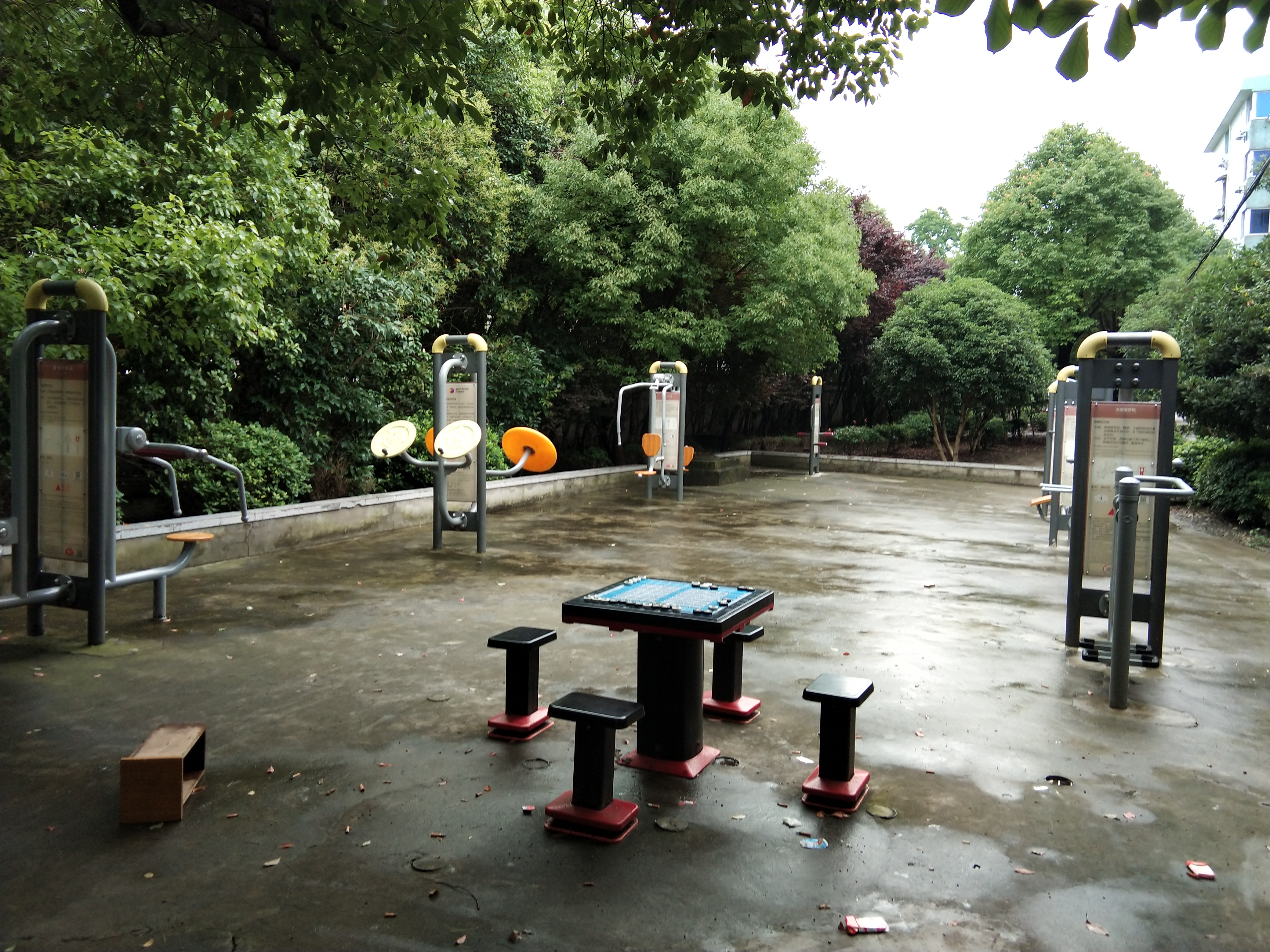 鴻寶三居市民益智健身苑點(diǎn) 鴻寶三居市民益智健身苑點(diǎn)