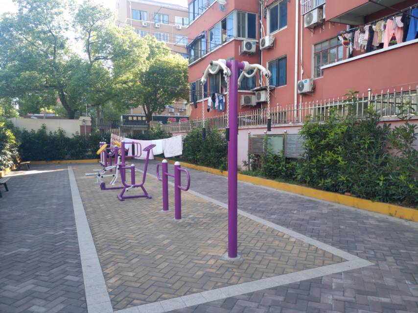 紫薇居委散區(qū)健身點(diǎn) 紫薇居委散區(qū)健身點(diǎn)