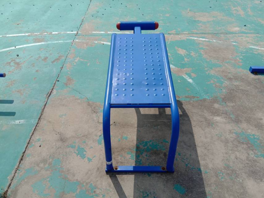 仰臥起坐板 仰臥起坐板