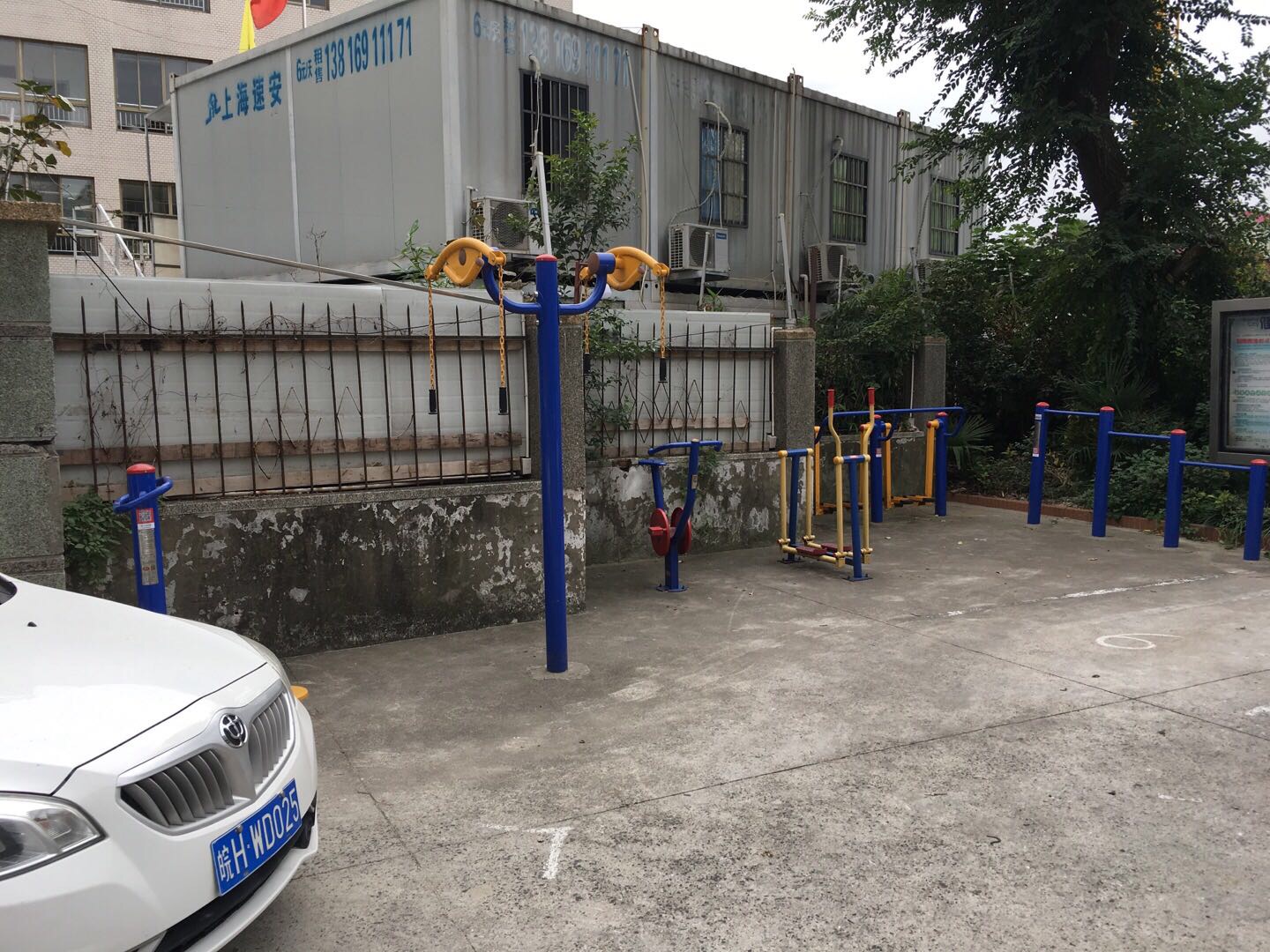 子長小區(qū)健身點(diǎn)（26號(hào)北）