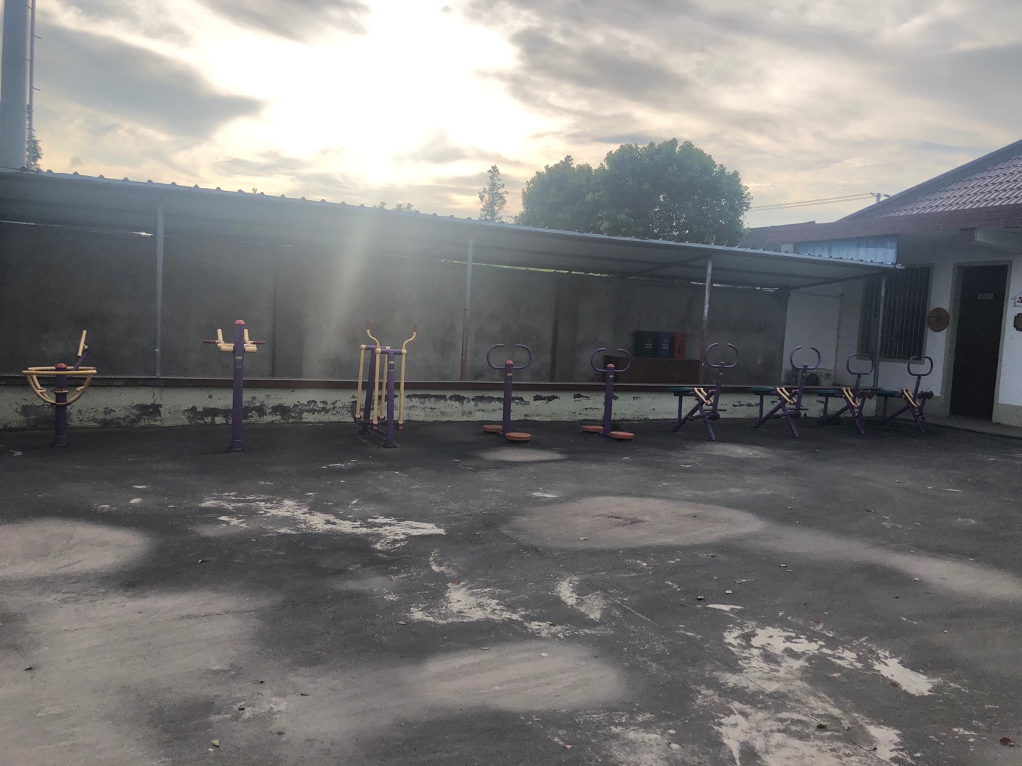 潘墊柴塘健身點(diǎn) 潘墊柴塘健身點(diǎn)