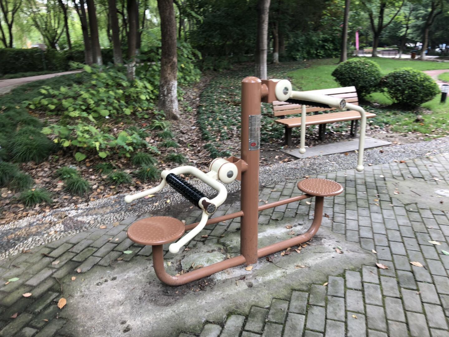 頸腰按摩器 頸腰按摩器