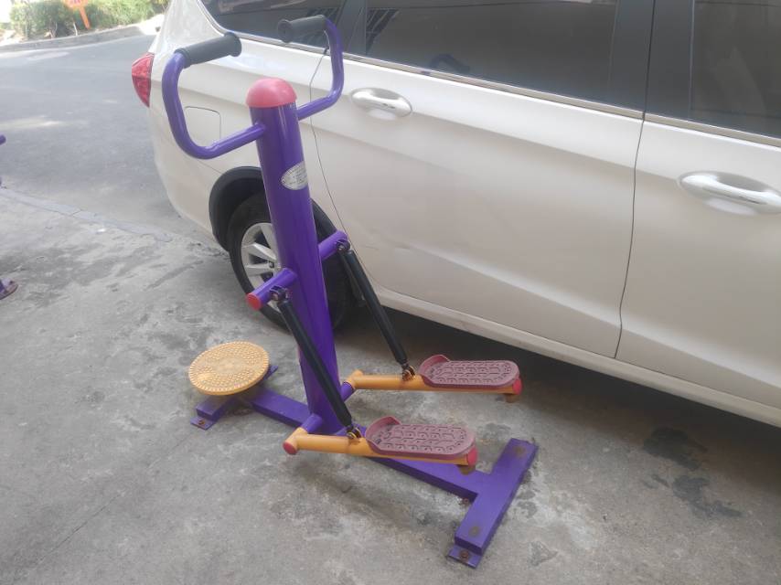 扭腰踏步機 扭腰踏步機