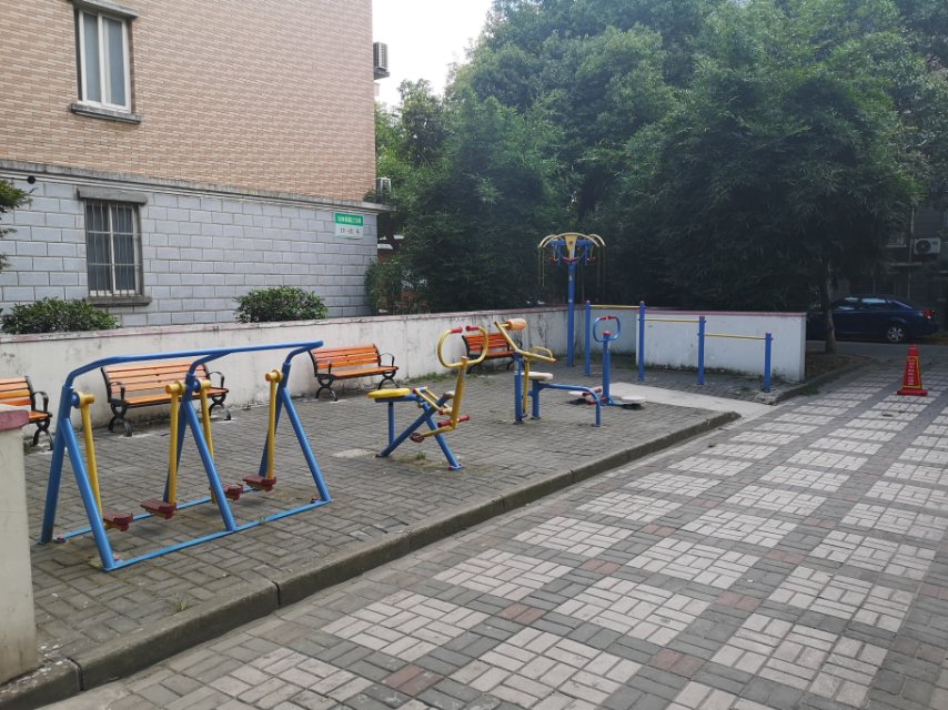 薔薇二居健身點A